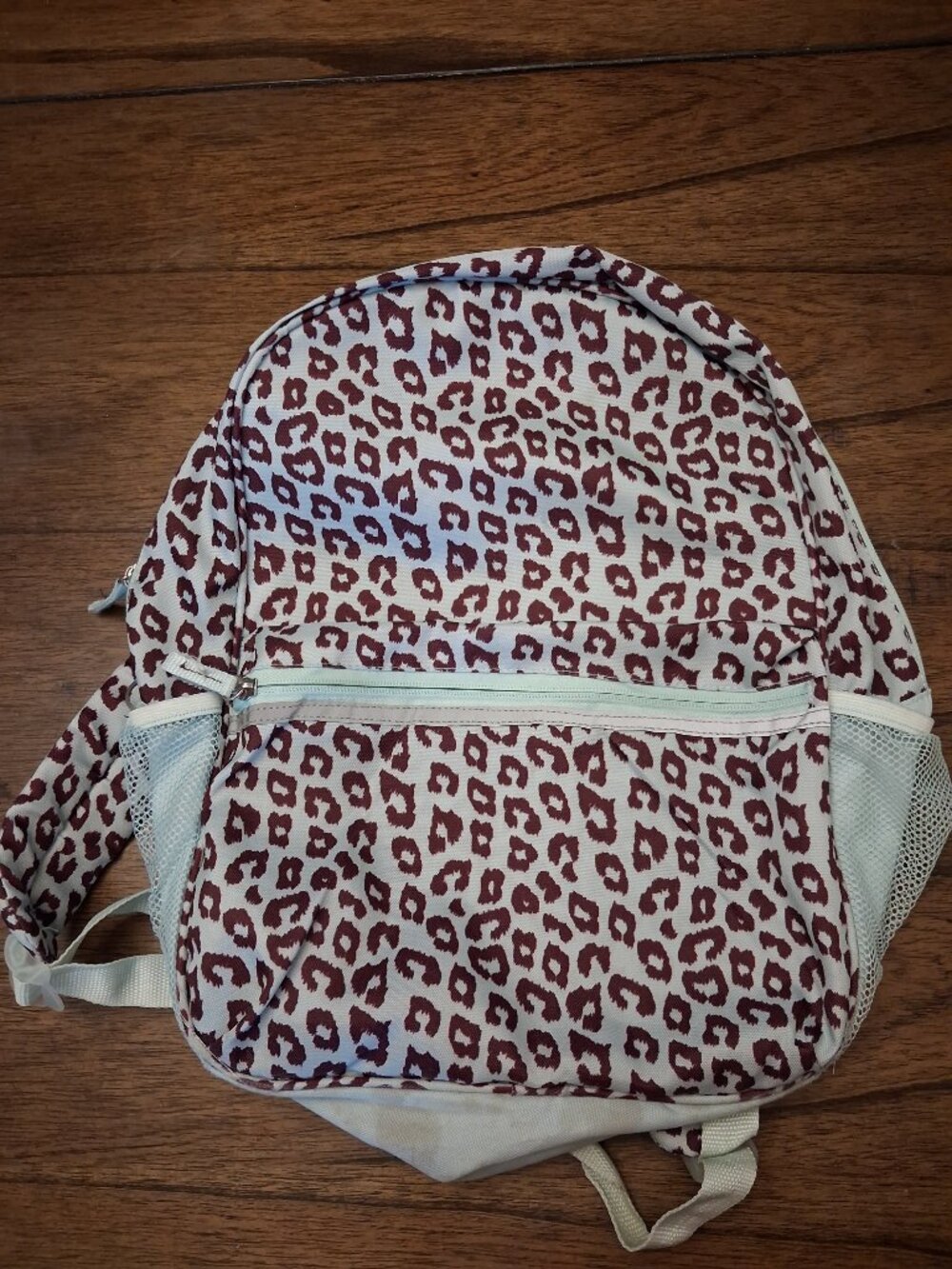 backpack - Picture 2 of 4